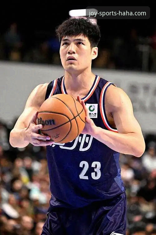 CBA状元陈国豪回避条款事件全解析：从haha体育平台视角看职业体育规则博弈